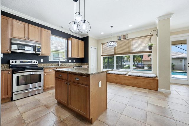 8113 Bautista Way, Palm Beach Gardens, FL 33418