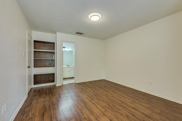 16041 Stoneham CIR, Pflugerville, TX 78660