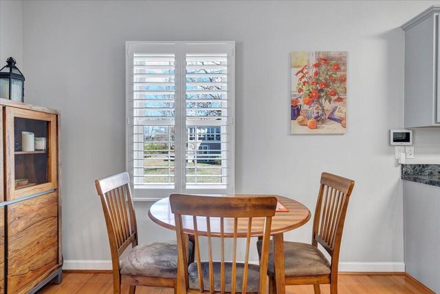 1034 Joffrey DR, Huddleston, VA 24104