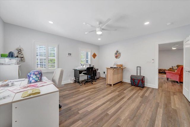 1034 Joffrey DR, Huddleston, VA 24104