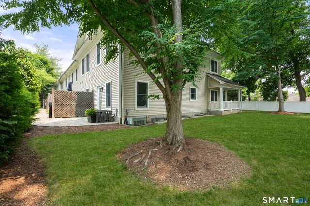 20 Cross Street 10, Westport, CT 06880