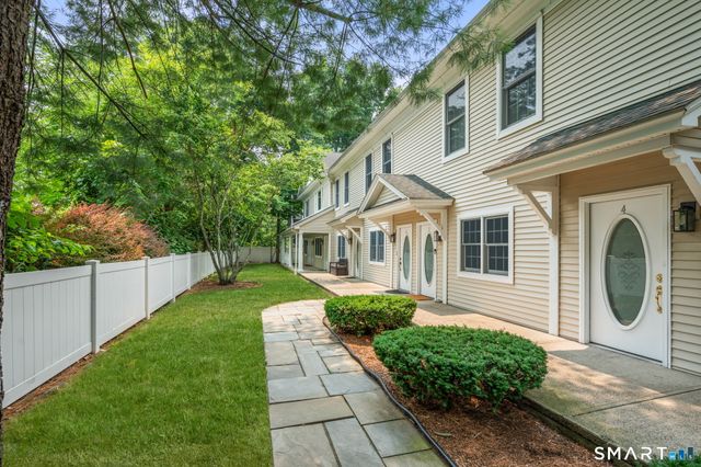 20 Cross Street 10, Westport, CT 06880
