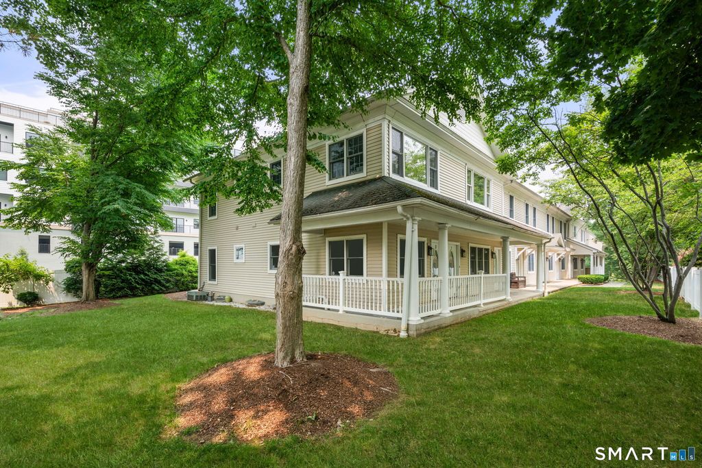 20 Cross Street 10, Westport, CT 06880