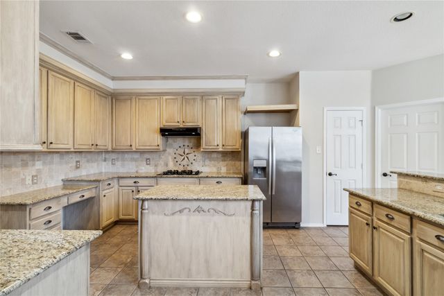 5728 Big River Drive, The Colony, TX 75056