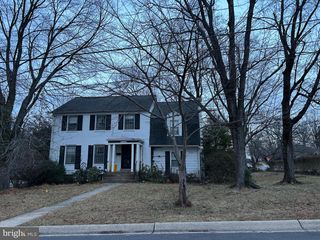 12001 WHIPPOORWILL LN, Rockville, MD 20852