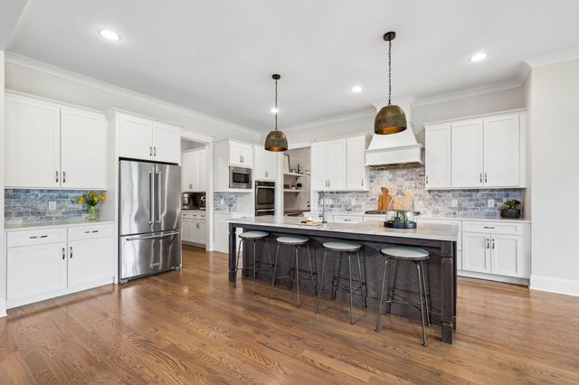 4119 Old Light Cir, Arrington, TN 37014