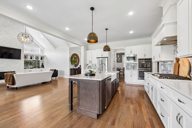 4119 Old Light Cir, Arrington, TN 37014