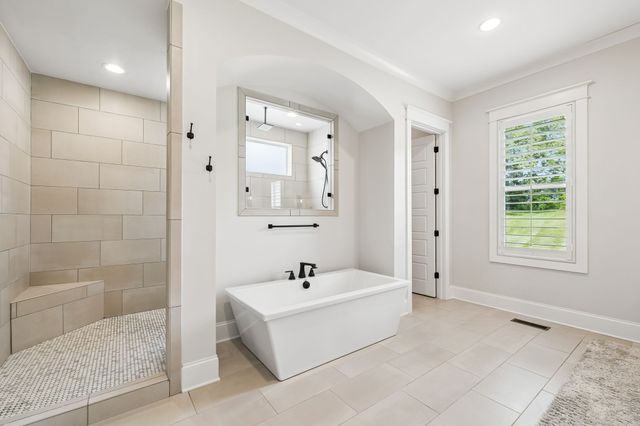 4119 Old Light Cir, Arrington, TN 37014