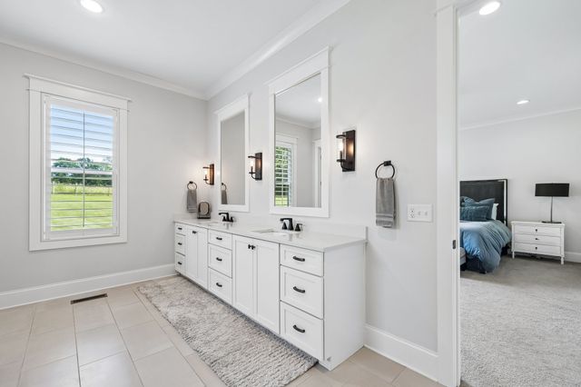 4119 Old Light Cir, Arrington, TN 37014