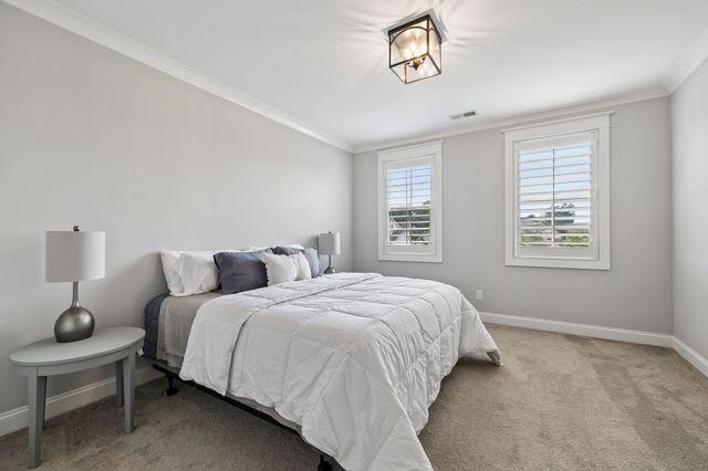 4119 Old Light Cir, Arrington, TN 37014