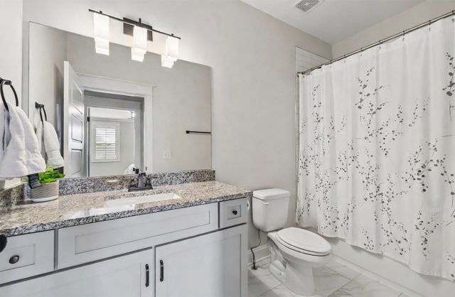 4119 Old Light Cir, Arrington, TN 37014