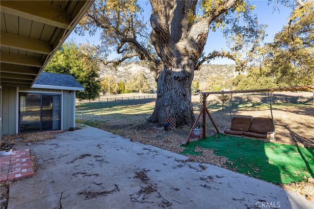 27900 Bear Valley Road, Tehachapi, CA 93561