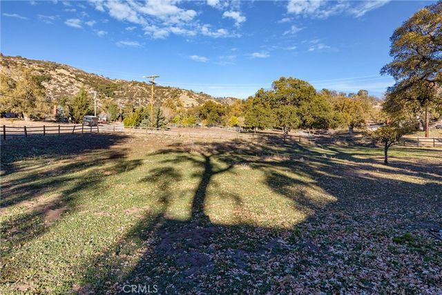 27900 Bear Valley Road, Tehachapi, CA 93561