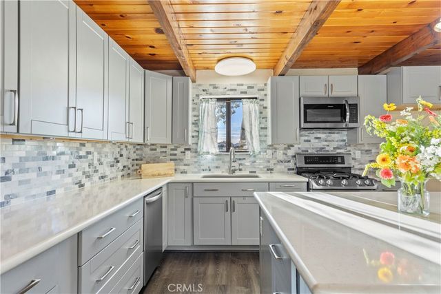 27900 Bear Valley Road, Tehachapi, CA 93561