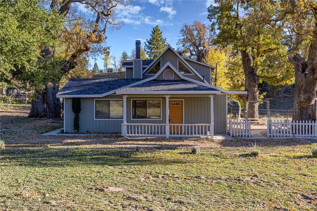 27900 Bear Valley Road, Tehachapi, CA 93561