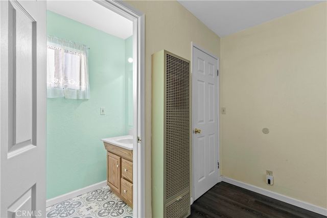 27900 Bear Valley Road, Tehachapi, CA 93561