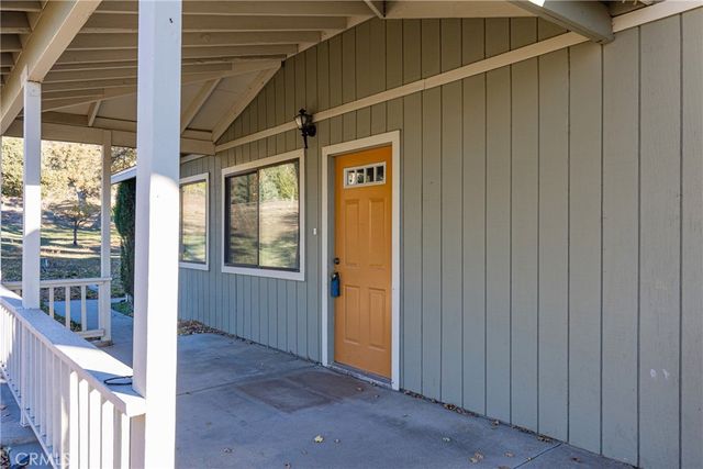 27900 Bear Valley Road, Tehachapi, CA 93561
