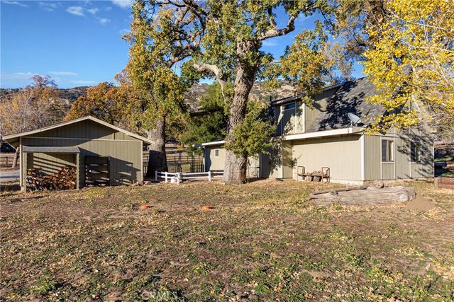 27900 Bear Valley Road, Tehachapi, CA 93561