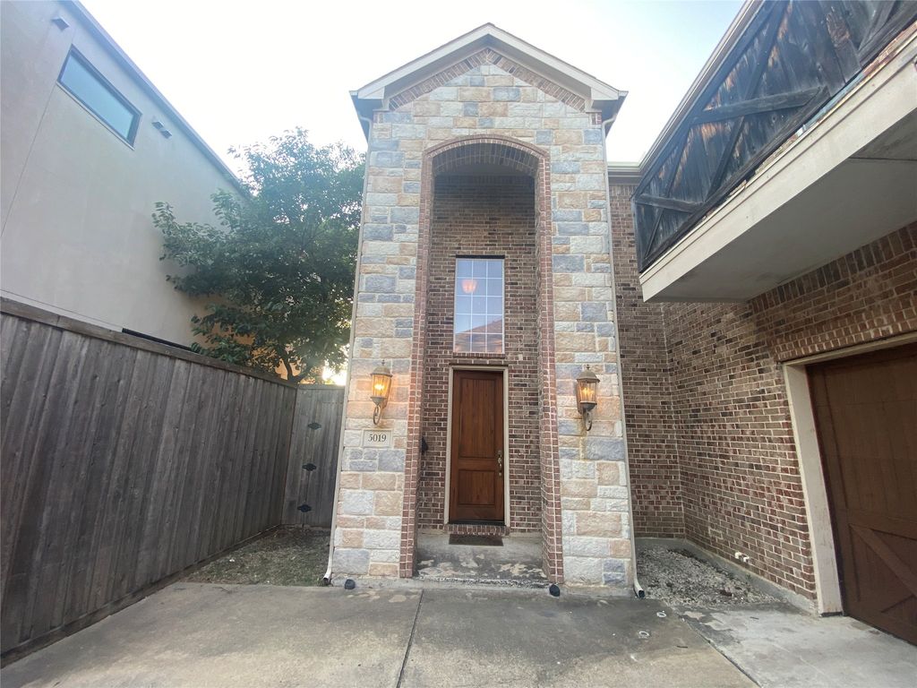 5019 Mission Avenue, Dallas, TX 75206