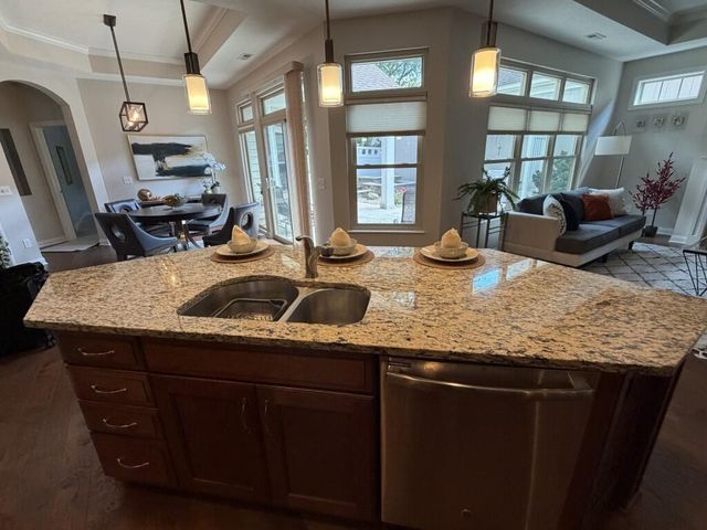 226 Wellspring Lane, Powell, OH 43065