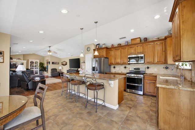 8720 El Modena Ave, Elverta, CA 95626