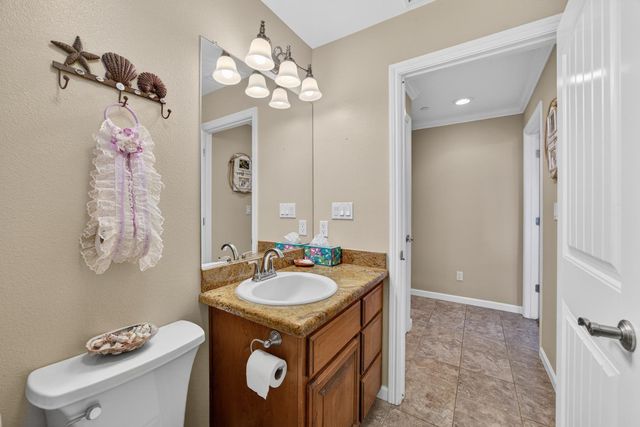 8720 El Modena Ave, Elverta, CA 95626