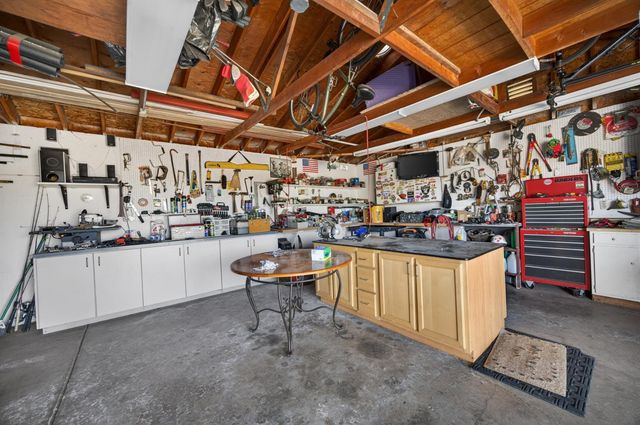 8720 El Modena Ave, Elverta, CA 95626