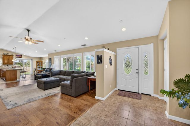 8720 El Modena Ave, Elverta, CA 95626