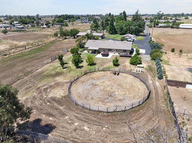 8720 El Modena Ave, Elverta, CA 95626