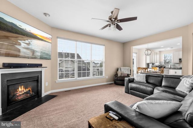 2001 WILLOWCREST CIR, Baltimore, MD 21209