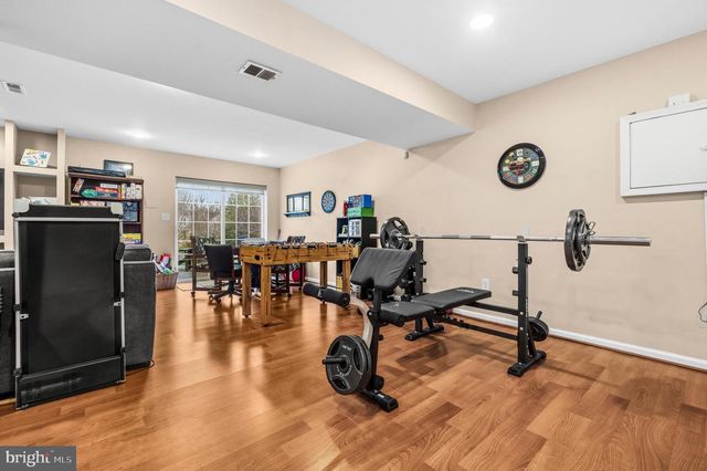 2001 WILLOWCREST CIR, Baltimore, MD 21209