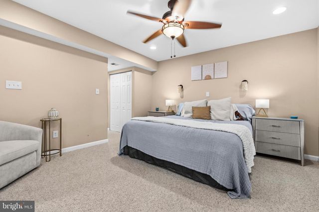 2001 WILLOWCREST CIR, Baltimore, MD 21209