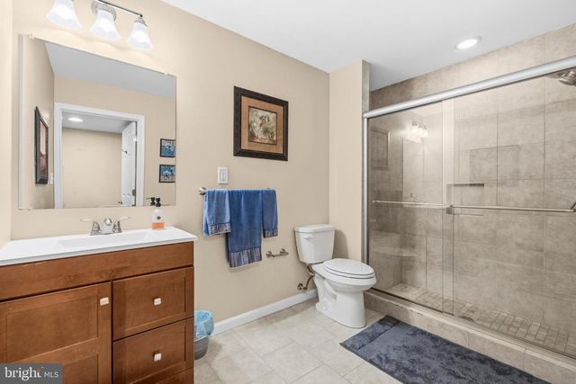 2001 WILLOWCREST CIR, Baltimore, MD 21209