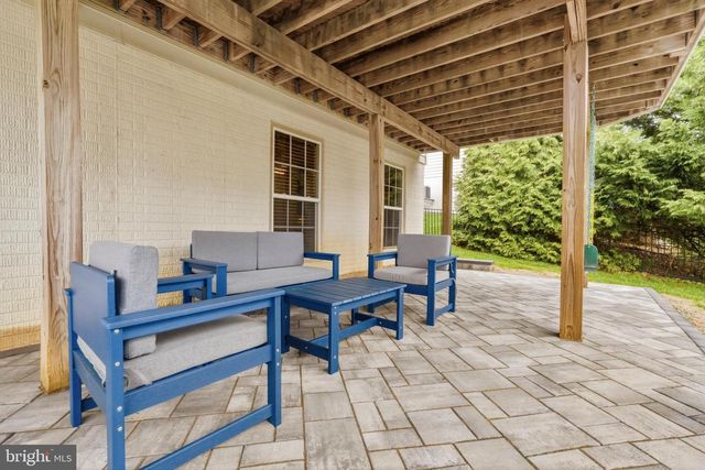 2001 WILLOWCREST CIR, Baltimore, MD 21209