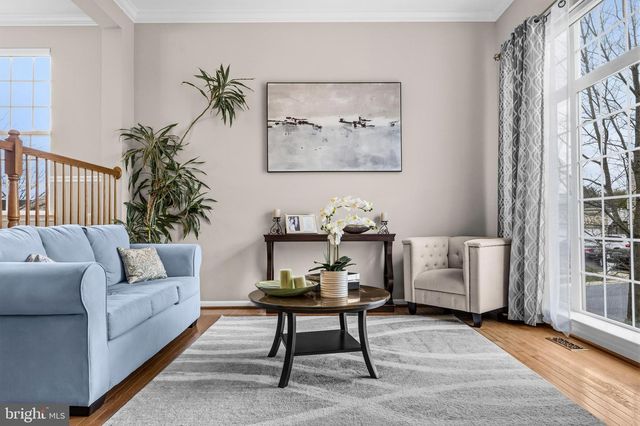 2001 WILLOWCREST CIR, Baltimore, MD 21209