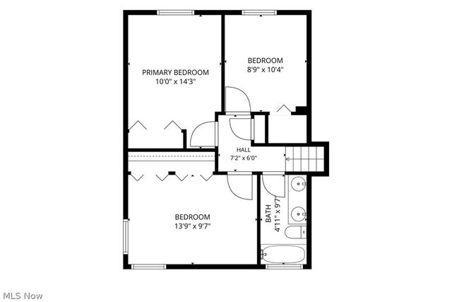 3637 Hunter Drive, North Olmsted, OH 44070