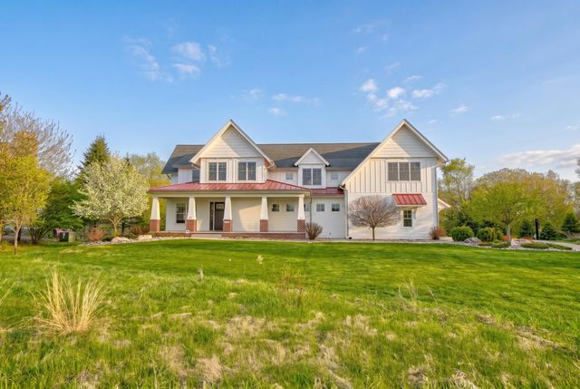 10059 Tapestry Road, Lake Elmo, MN 55042