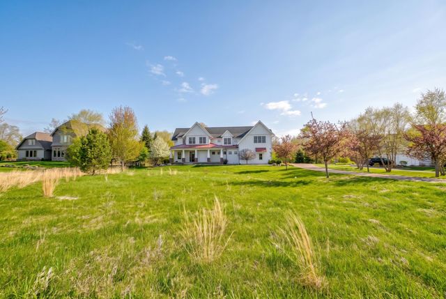 10059 Tapestry Road, Lake Elmo, MN 55042