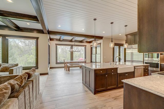 10059 Tapestry Road, Lake Elmo, MN 55042