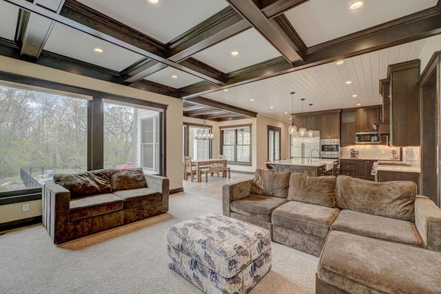 10059 Tapestry Road, Lake Elmo, MN 55042