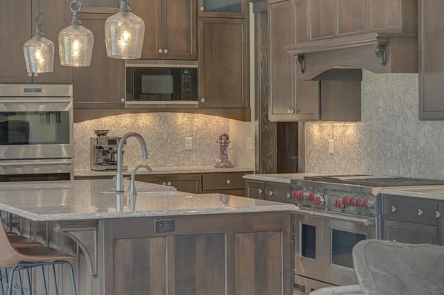 10059 Tapestry Road, Lake Elmo, MN 55042