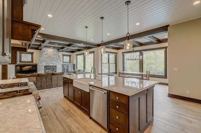 10059 Tapestry Road, Lake Elmo, MN 55042
