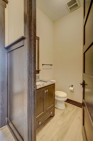 10059 Tapestry Road, Lake Elmo, MN 55042