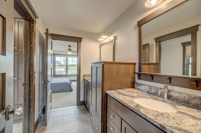 10059 Tapestry Road, Lake Elmo, MN 55042