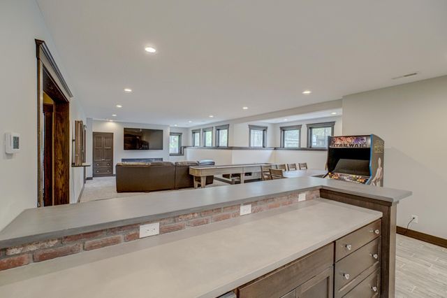 10059 Tapestry Road, Lake Elmo, MN 55042
