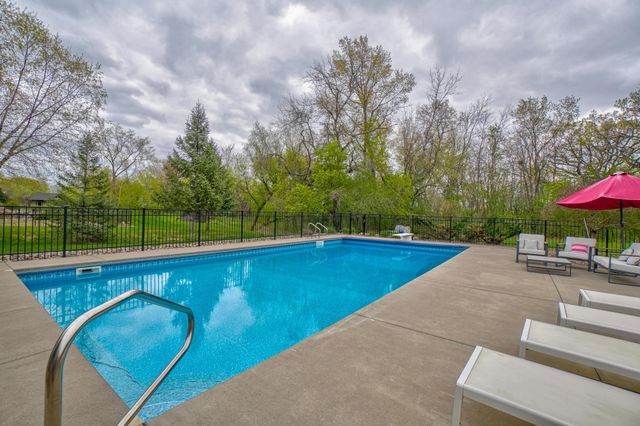 10059 Tapestry Road, Lake Elmo, MN 55042