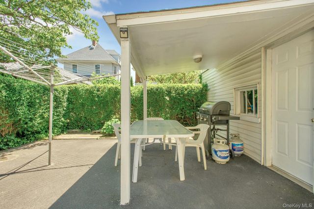 95 Homestead Place, New Rochelle, NY 10801