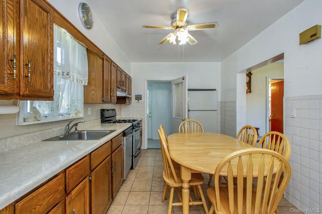 95 Homestead Place, New Rochelle, NY 10801