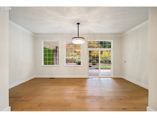 7474 Battle Creek Rd, Salem, OR 97317