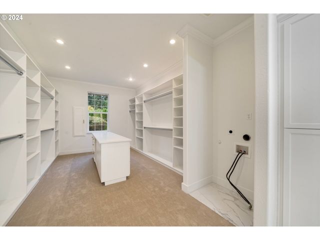 7474 Battle Creek Rd, Salem, OR 97317